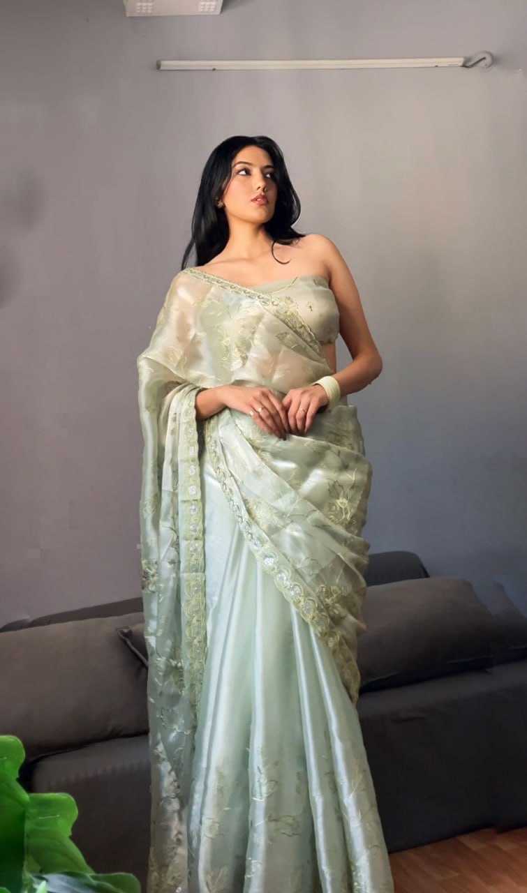 Pista Jimmy Choo Saree With Embroidery Viscose Thread